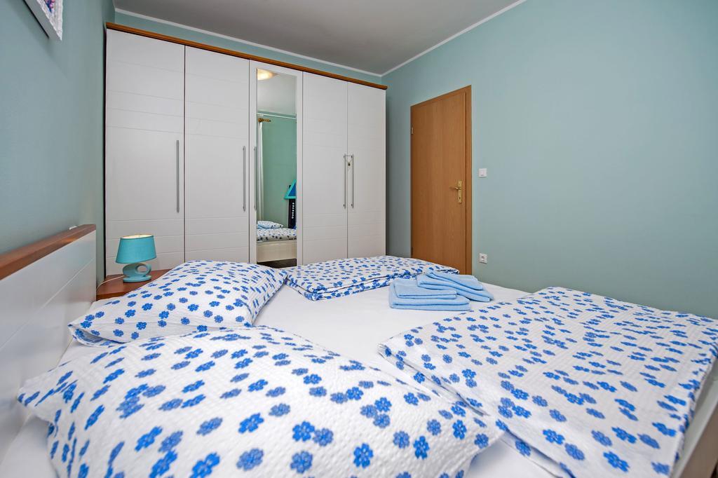 Apartments Karmen Rovinj Eksteriør billede