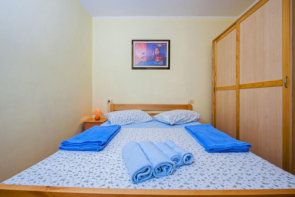 Apartments Karmen Rovinj Eksteriør billede